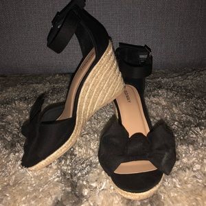 BRAND NEW Black Bow Espadrille Sandals!